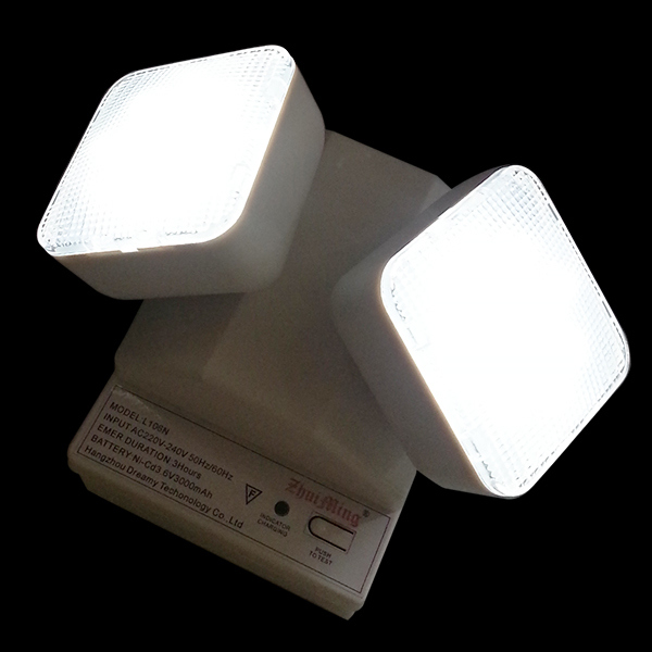6W ट्विन स्पॉट एलईडी आपातकालीन प्रकाश 6500K 3.6V 3.0Ah Ni-Cd बैटरी पीसी केसिंग IP20
